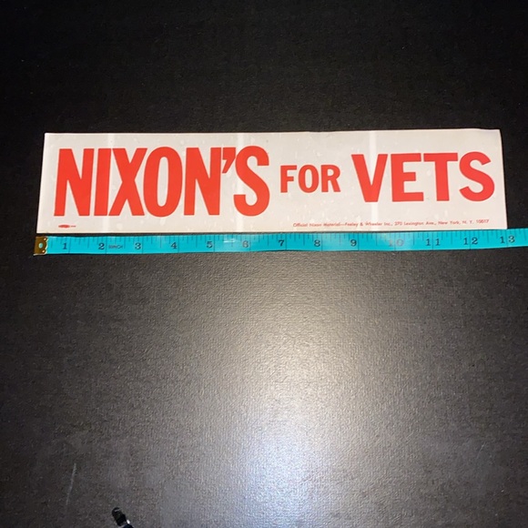 VTG 1968 Richard Nixon campaign stickers. See measurements. - Picture 11 of 11